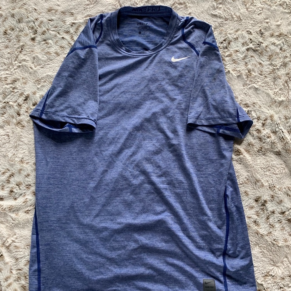 Short sleeve shirt